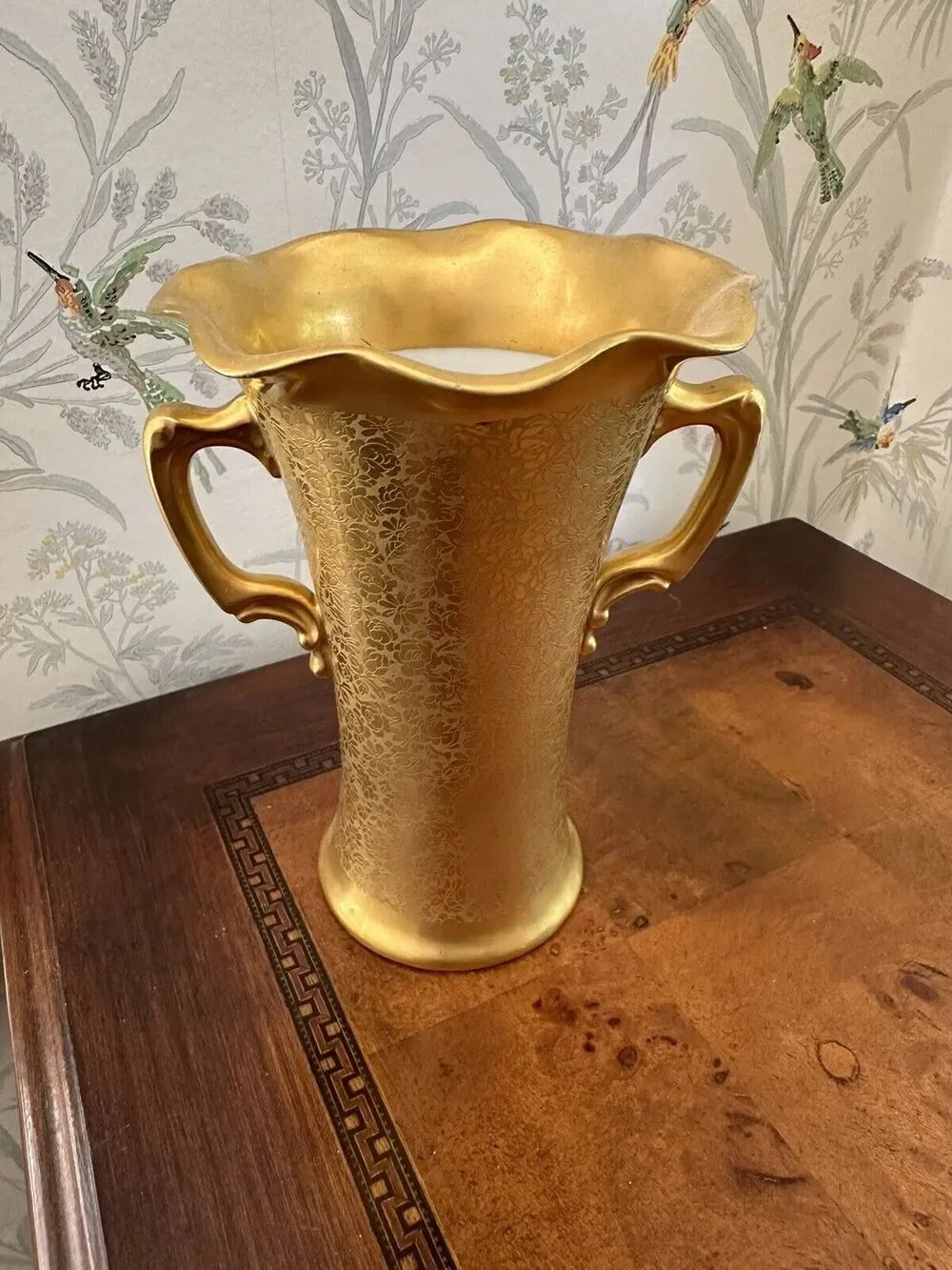 Vtg Antique Gold Encrusted Hand Painted Double Handled Trumpet Vase 1711